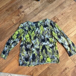 132. BCBG MAXAZRIA Elma Drape 💯 Silk Feather Print Blouse Top S